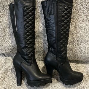 Quilted tall boots - Black wi/silver zipper